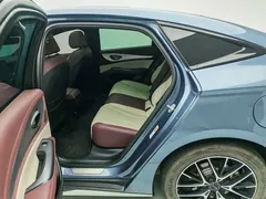 2025 BYD Seal 07 1.5L PHEV 125km Luxury, синий — фото 19