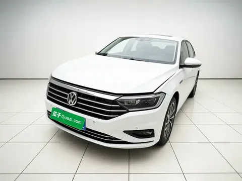 2020 Volkswagen Sagitar 280TSI DSG Luxury