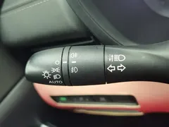 2022 Nissan Sylphy 1.6L XL CVT Enjoy, белый — фото 21