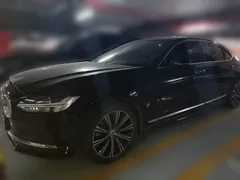 2022 Volvo S90, чёрный — фото 1