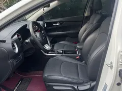 2021 Kia Cerato 1.5L CVT Fashion, белый — фото 11