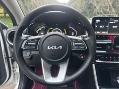 2021 Kia Cerato 1.5L CVT Fashion, белый — фото 15