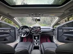 2021 Kia Cerato 1.5L CVT Fashion, белый — фото 17