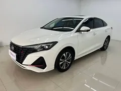 2023 Changan Eado PLUS 1.4T GDI DCT Premium, белый — фото 1