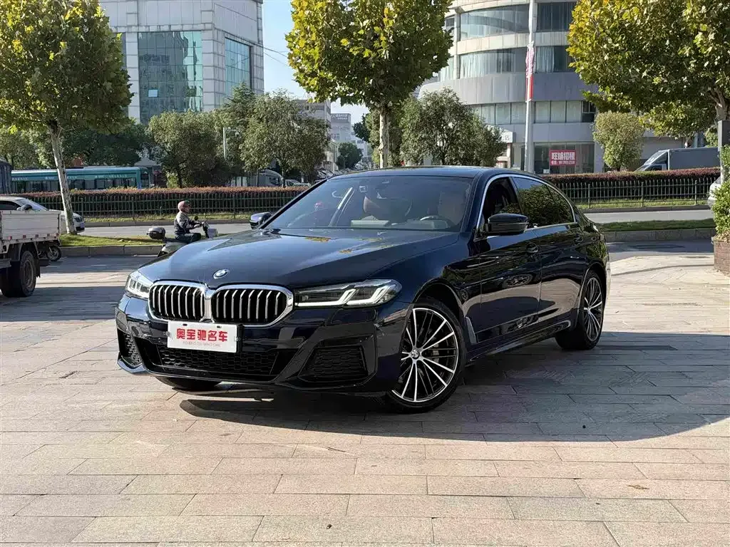 2023 BMW 5 Series 530Li Leading M Sport Package