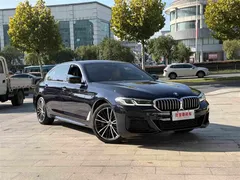 2023 BMW 5 Series 530Li Leading M Sport Package, чёрный — фото 3