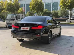 2023 BMW 5 Series 530Li Leading M Sport Package, чёрный — фото 7