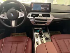 2023 BMW 5 Series 530Li Leading M Sport Package, чёрный — фото 11