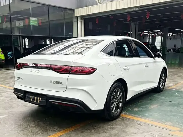2024 BYD Qin L PHEV 80km Leading