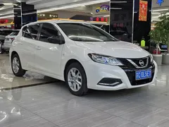 2021 Nissan Tiida 1.6L CVT, белый — фото 3