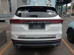 2023 Jetour X70 PLUS 1.5T DCT Pro 7-seat, белый — фото 6