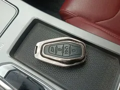 2023 Jetour X70 PLUS 1.5T DCT Pro 7-seat, белый — фото 9