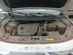 2023 Jetour X70 PLUS 1.5T DCT Pro 7-seat, белый — фото 20