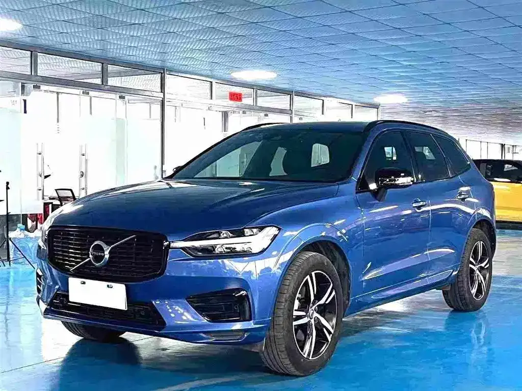 2021 Volvo XC60 4WD Sport
