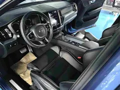 2021 Volvo XC60 4WD Sport, синий — фото 4