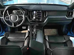 2021 Volvo XC60 4WD Sport, синий — фото 6