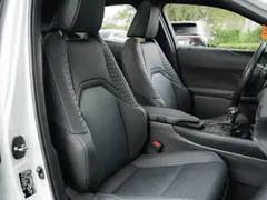2020 Lexus UX 200 Special Edition, белый — фото 12