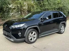 2021 Toyota RAV4 2.0L CVT 2WD Fashion Plus, чёрный — фото 2