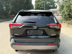 2021 Toyota RAV4 2.0L CVT 2WD Fashion Plus, чёрный — фото 7