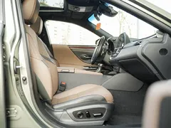 2022 Lexus ES 200 Excellence, зелёный — фото 9