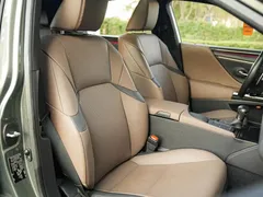 2022 Lexus ES 200 Excellence, зелёный — фото 10