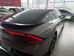 2024 Xpeng P7+ Ultra Long Range Max — фото 9
