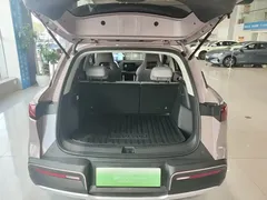 2024 BYD Yuan UP 401km Vitality — фото 23