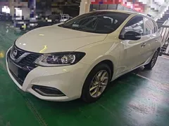 2021 Nissan Tiida 1.6L CVT, белый — фото 2
