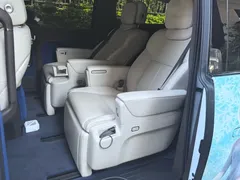 2024 Li Auto MEGA Ultra, белый — фото 9