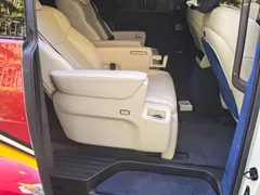 2024 Li Auto MEGA Ultra, белый — фото 15