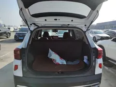 2021 Kia Seltos 1.5L CVT Trend, белый — фото 19