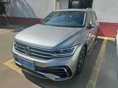 2023 Volkswagen Tiguan L 330TSI AT 2WD R-Line — фото 1