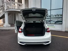 2021 Nissan Tiida 1.6L CVT, белый — фото 10