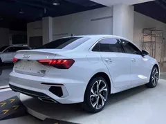 2023 Audi A3L Limousine 35 TFSI Luxury Sport, белый — фото 6