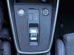 2023 Audi A3L Limousine 35 TFSI Luxury Sport, белый — фото 16