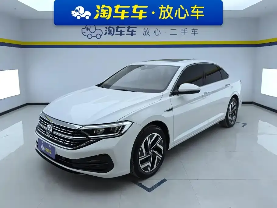 2023 Volkswagen Sagitar 300TSI DSG