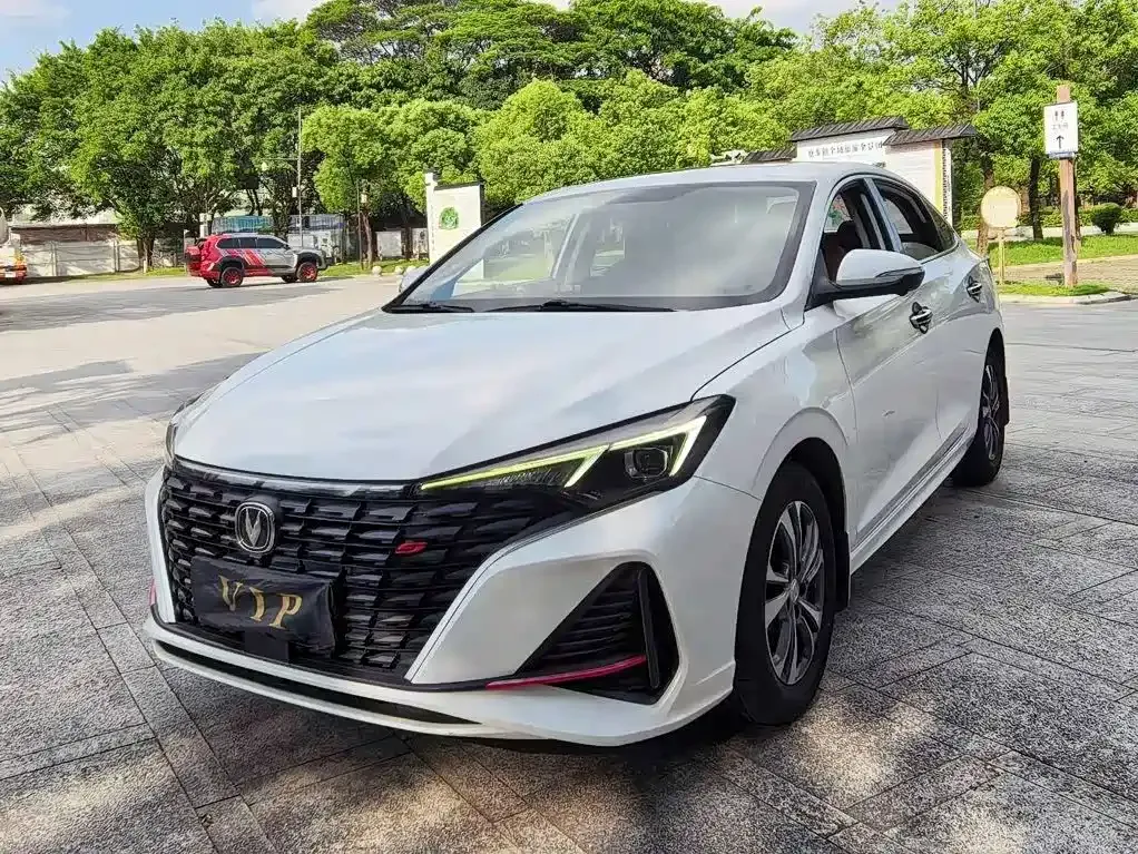 2023 Changan Eado PLUS 1.4T GDI DCT Premium