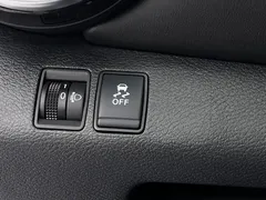 2023 Nissan Kicks 1.5L Luxury, белый — фото 18
