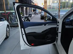 2023 Geely Preface 2.0TD Premium, белый — фото 7