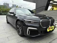 2021 BMW 7 Series 730Li M Sport Package, чёрный — фото 2