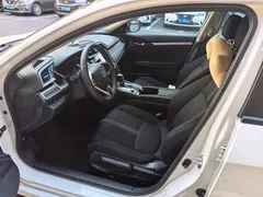2019 Honda Civic 220TURBO CVT, белый — фото 2