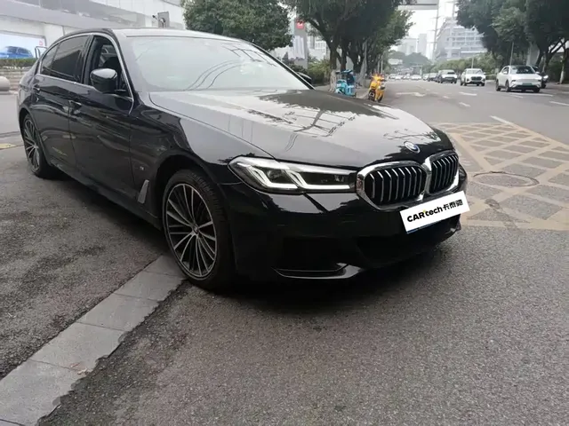 2023 BMW 5 Series 530Li Leading M Sport Package