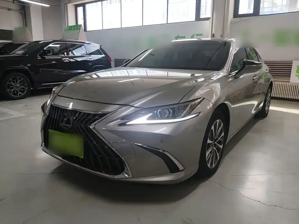 2022 Lexus ES 200 Excellence