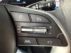 2022 Hyundai Elantra 1.5L CVT LUX Premium, белый — фото 6
