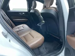 2024 Volvo XC60 4WD Zhiyuan Luxury, белый — фото 7