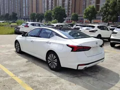 2022 Nissan Teana 2.0L XL-TLS, белый — фото 3