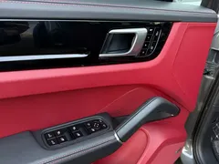 2021 Porsche Cayenne Coupe 3.0T — фото 12