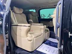 2023 Toyota Vellfire Crown Hybrid 2.5L HV Premium, чёрный — фото 10
