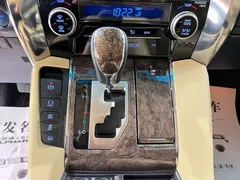 2023 Toyota Vellfire Crown Hybrid 2.5L HV Premium, чёрный — фото 24