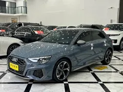 2022 Audi A3 Sportback 35 TFSI RS Package, синий — фото 3